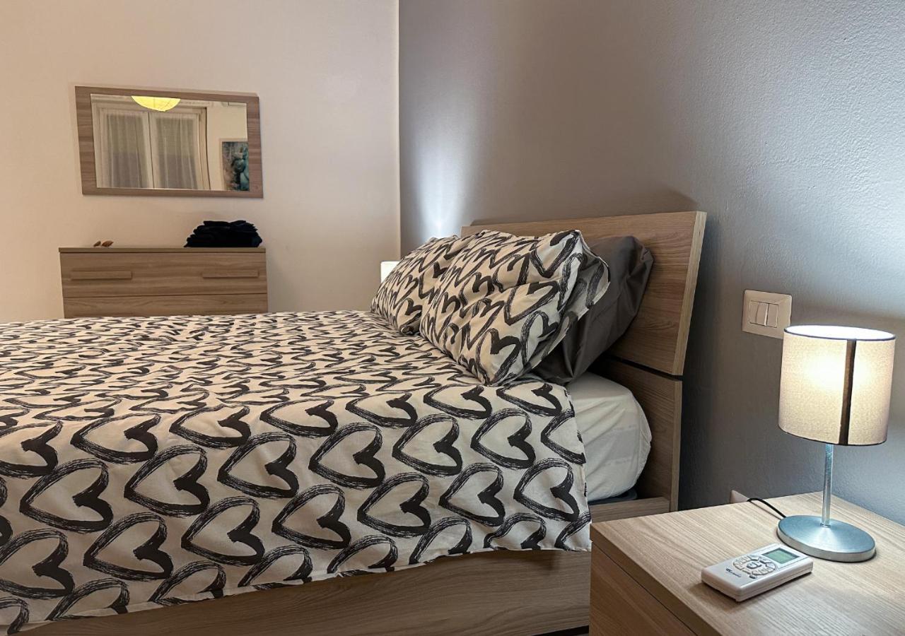 Modern Cenisio Apartment - Self Check-In & Parking 米兰 外观 照片