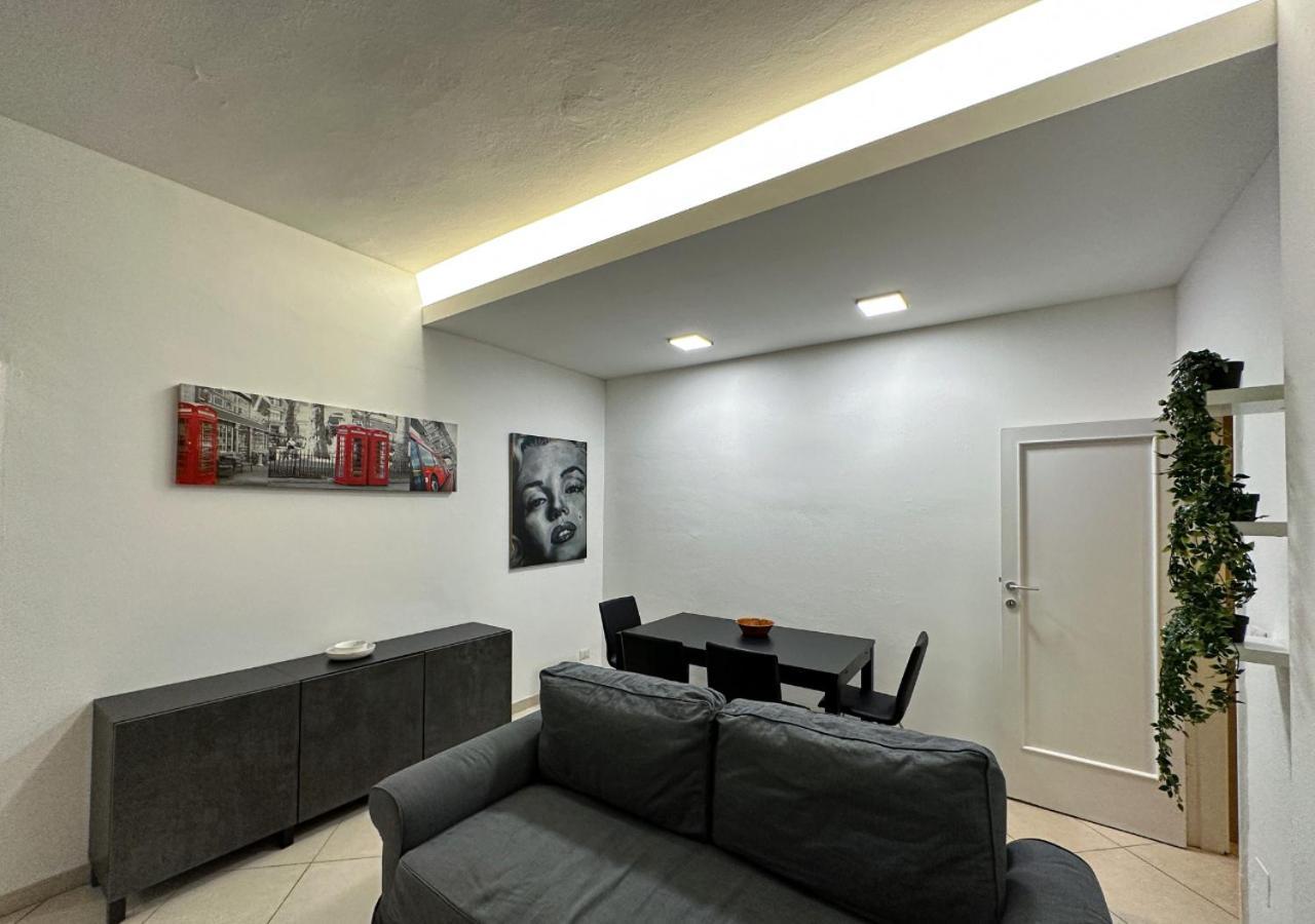 Modern Cenisio Apartment - Self Check-In & Parking 米兰 外观 照片
